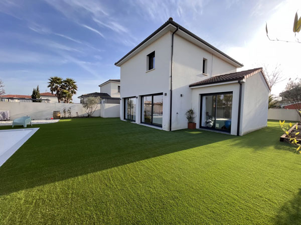 jardin paysager gazon synthétique saccinto