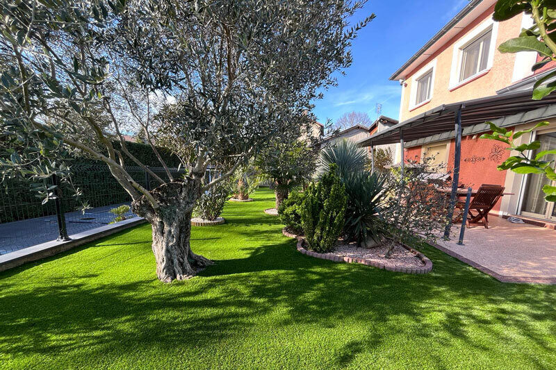 jardin paysager gazon synthétique saccinto